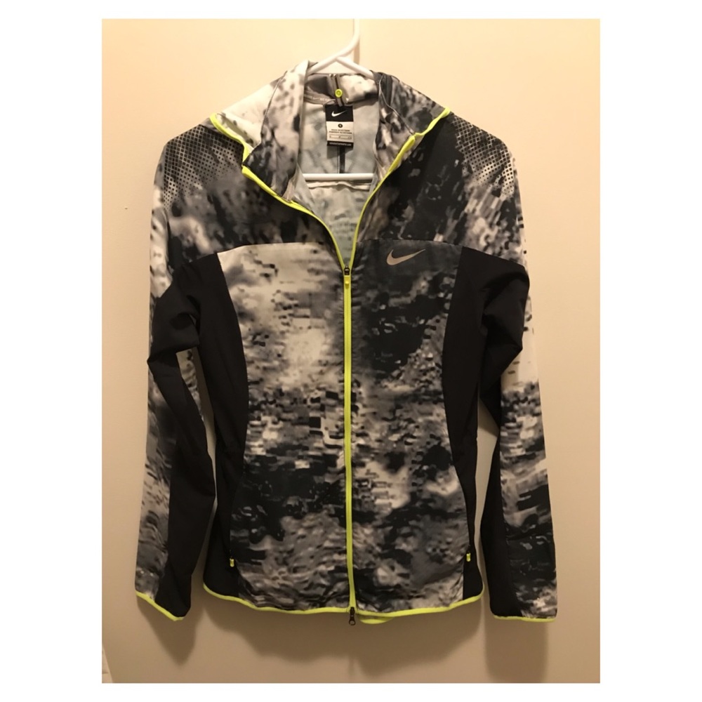 Nike lightweight running jacket